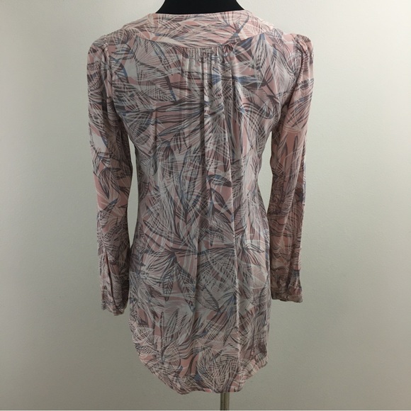 Camber & Grace | Leaf Print Pop Over Blouse - Picture 13 of 13